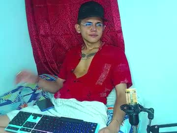 Maxi_Thorner_X Chaturbate stream image from August 04, 2025