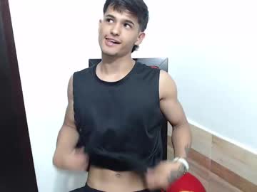Alex_Mojica Chaturbate stream image from August 05, 2025