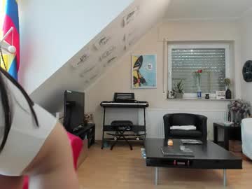 Tiny_Williams Chaturbate stream image from August 05, 2025