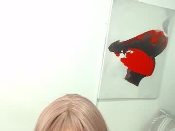 Violet_Moon17 Chaturbate stream image from August 05, 2025