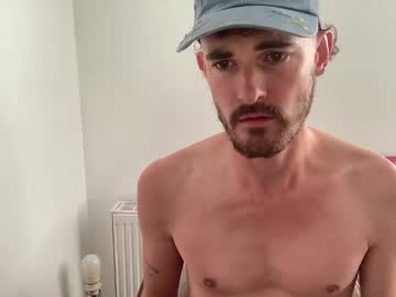 Freedotdom Chaturbate stream image from August 05, 2025
