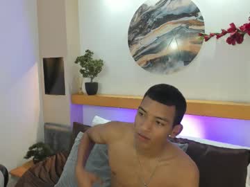 Blazeriser Chaturbate stream image from August 05, 2025