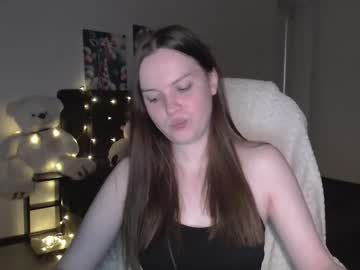 Little__Flowers Chaturbate stream image from August 05, 2025
