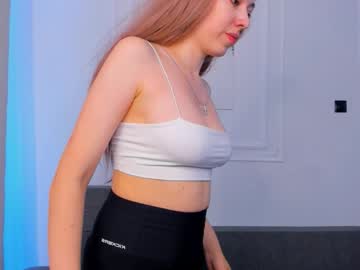 Mikelana Chaturbate stream image from August 05, 2025