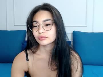 Little_V1rgin_Angel Chaturbate stream image from August 05, 2025
