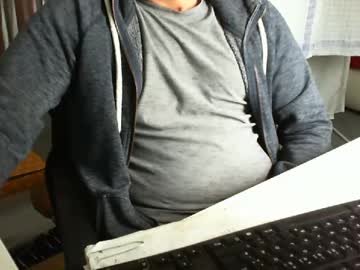 Tomtom02029 Chaturbate stream image from August 05, 2025