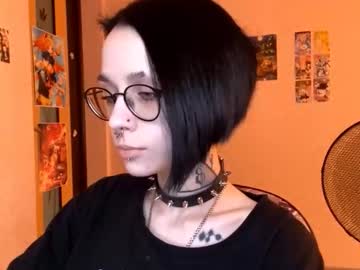 Trudieglandon Chaturbate stream image from August 05, 2025