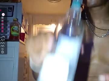 Datb0igud Chaturbate stream image from August 05, 2025