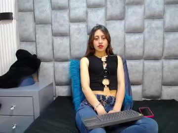 Catalina_Santana1324 Chaturbate stream image from August 05, 2025