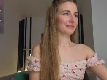 Miacarver Chaturbate stream image from August 05, 2025