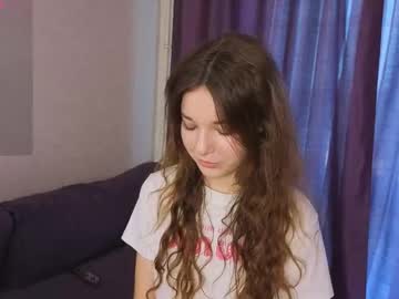 Nellie_Conner Chaturbate stream image from August 05, 2025