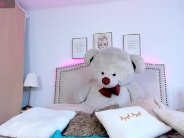 Scarlet__Whithe Chaturbate stream image from August 05, 2025