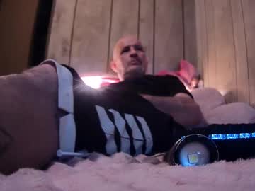 Glizzy4u Chaturbate stream image from August 05, 2025