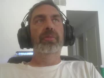 Simplesamesq Chaturbate stream image from August 05, 2025