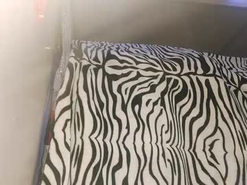 Bustinfree Chaturbate stream image from August 05, 2025