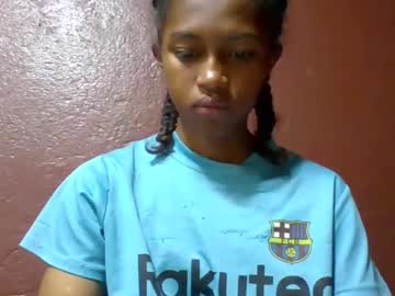 Elaliealdy Chaturbate stream image from August 05, 2025