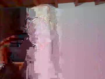 Lomivaa Chaturbate stream image from August 05, 2025