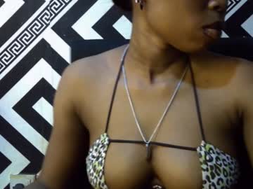 Sezy_Petite Chaturbate stream image from August 05, 2025