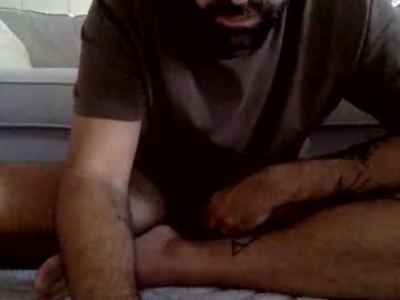 Bi0390 Chaturbate stream image from August 05, 2025