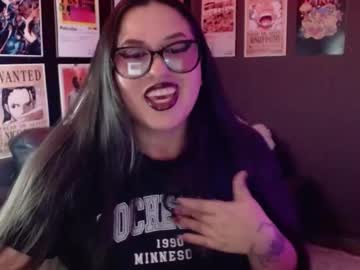 Raven_Darkk Chaturbate stream image from August 05, 2025