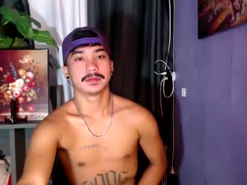 Mikell_Masterbater Chaturbate stream image from August 05, 2025