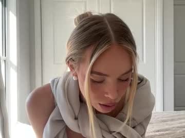 Gigilinks Chaturbate stream image from August 06, 2025