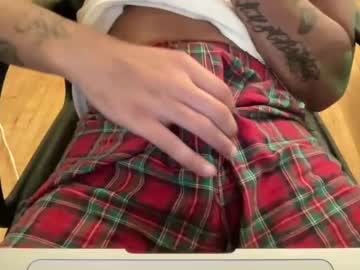 Keesey23 Chaturbate stream image from August 06, 2025