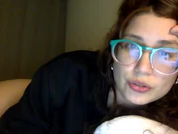 Meowkillah Chaturbate stream image from August 06, 2025