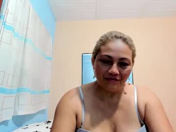 Maturealice_ Chaturbate stream image from August 06, 2025