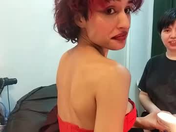 Molly_Popp Chaturbate stream image from August 06, 2025