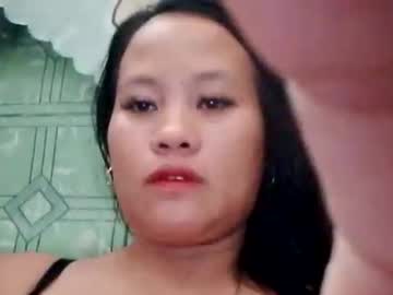Sweetcrishia Chaturbate stream image from August 06, 2025