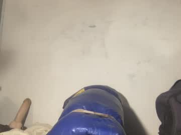 Biguywithtoys Chaturbate stream image from August 06, 2025