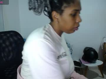 Emilyhines__ Chaturbate stream image from August 06, 2025