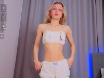 Ang3lwing Chaturbate stream image from August 06, 2025