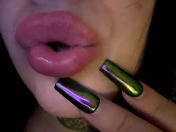 Florbabytrap Chaturbate stream image from August 06, 2025