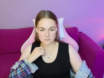 Katiewarrd Chaturbate stream image from August 06, 2025