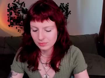 Effie_Mirel Chaturbate stream image from August 06, 2025