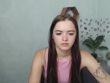 Emmaevants_ Chaturbate stream image from August 06, 2025