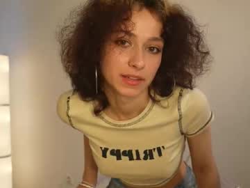 Mimilicks Chaturbate stream image from August 06, 2025