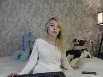 Ellamilla Chaturbate stream image from August 06, 2025