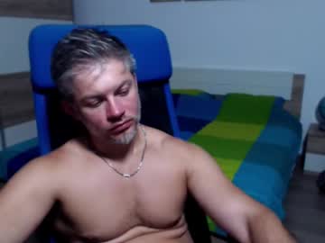 Robbyshawz Chaturbate stream image from August 06, 2025