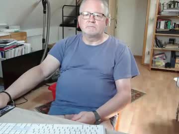 Toto758 Chaturbate stream image from August 06, 2025