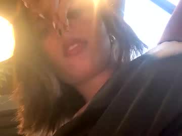 Urladyamira Chaturbate stream image from August 06, 2025