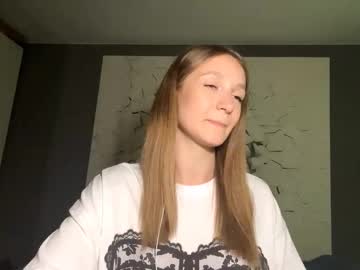 Ivettemcmurdie Chaturbate stream image from August 06, 2025