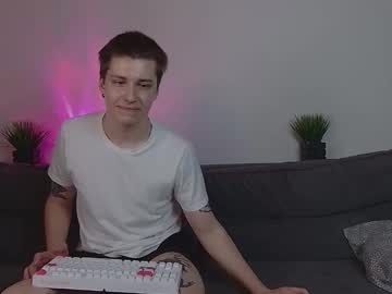 Jamesemb3r Chaturbate stream image from August 06, 2025