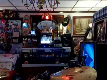 Jlanini222 Chaturbate stream image from August 06, 2025