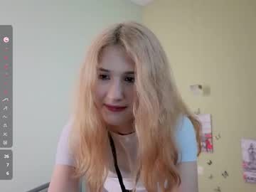 Aftermoons Chaturbate stream image from August 06, 2025