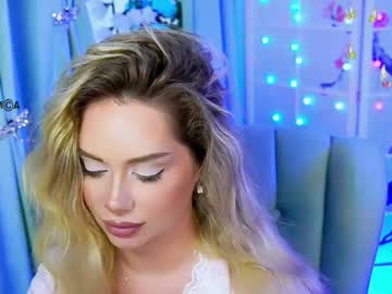 Annadelvie Chaturbate stream image from August 06, 2025