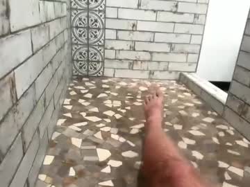 Xoxowtf Chaturbate stream image from August 06, 2025