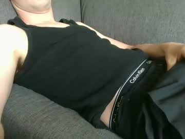 18chillin Chaturbate stream image from August 06, 2025